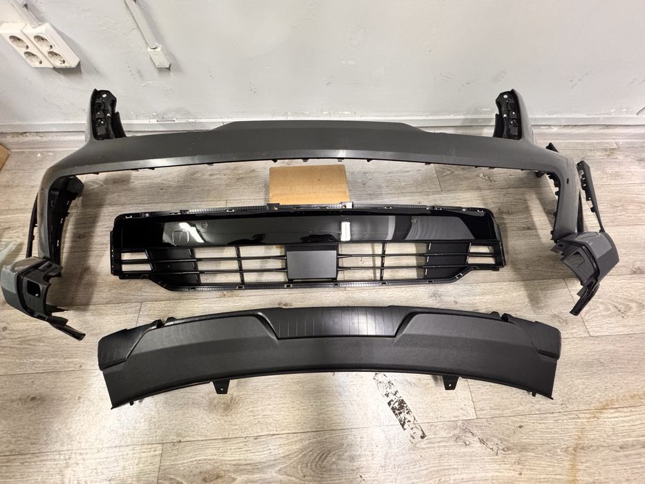 Бампер передний KIA Sorento КИА Соренто новый оригинал