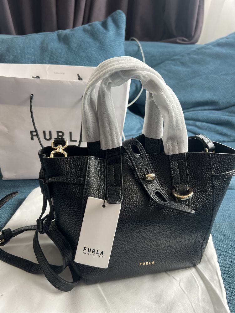Furla Net crossbody mini.100% оригинал,със сериен номер,етикети,всичко