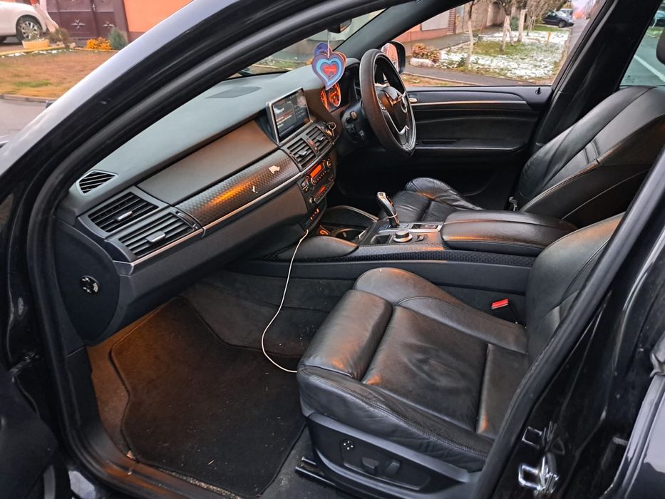 Dezmembrez x6 2008 3.0d 245cp 286cp