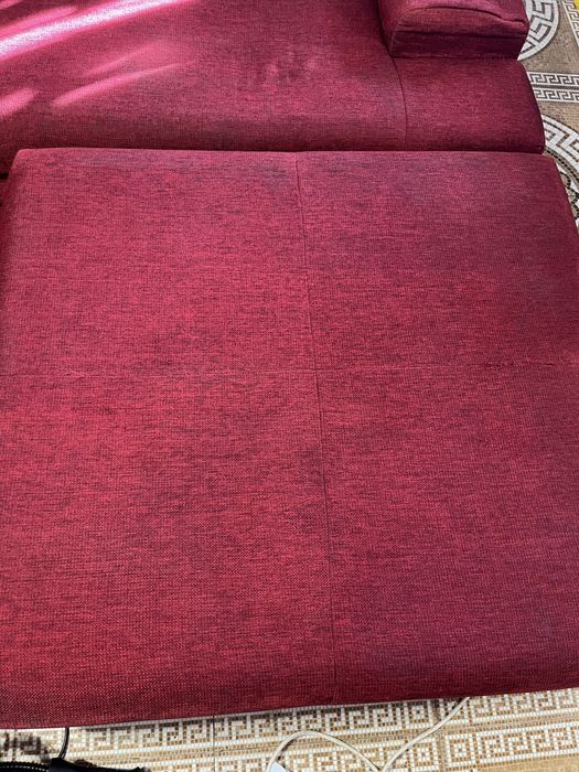 Servicii de curatenie canapele-covoare