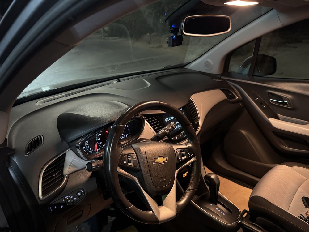 Tracker premier 2019