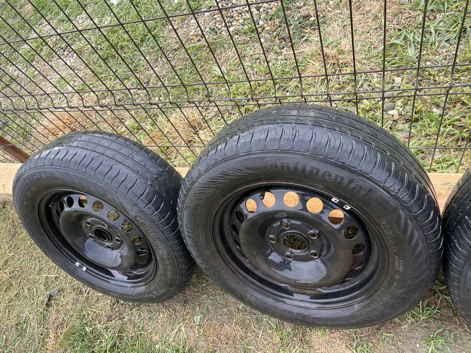 Set jante si cauciucuri vara  set preluat de pe golf, passat gama vag.