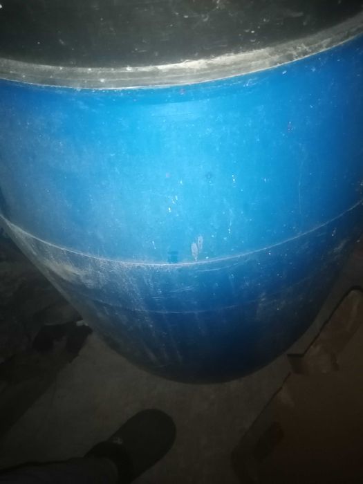 Bidoane de plastic cu robinet 200 litri