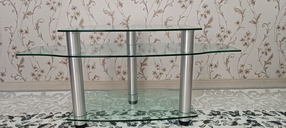 Поставка для телевизора