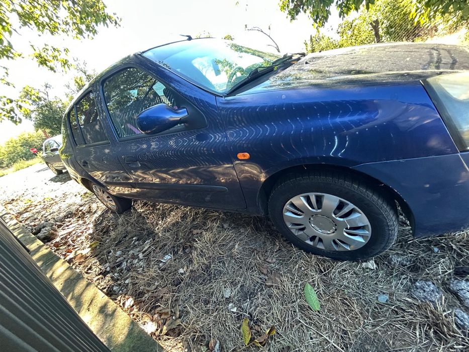 Renault clio 2003 1.4 benzina