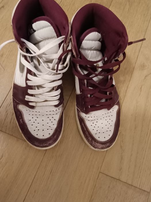 Jordan 1 High Orginali Bordeaux Defecte