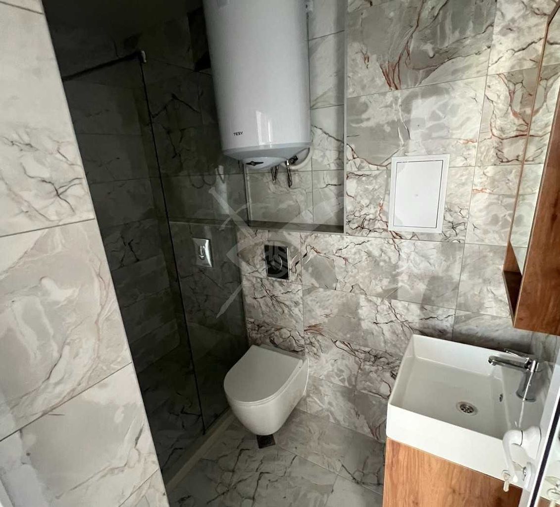 Продава се Двустаен апартамент в к.к. Слънчев бряг - 55 кв.м за 1400 €/кв.м - Снимка #4