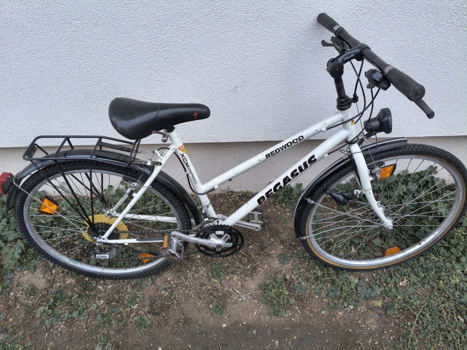 Vând biciclete diferite mărci și dimensiuni ktm