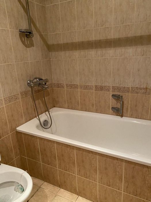 Дава се под наем Едностаен апартамент в Бургас, Център - 40 кв.м за 204 € - Снимка #5