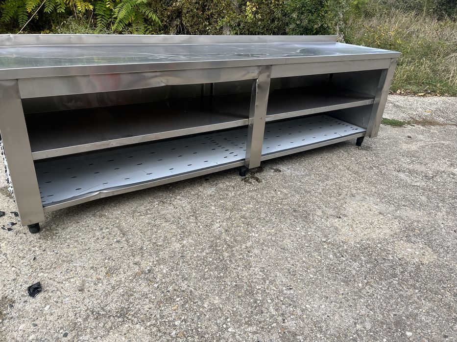 Работна маса неръждавейка