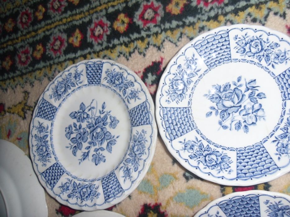 set pt desert ,portelan  made U.K