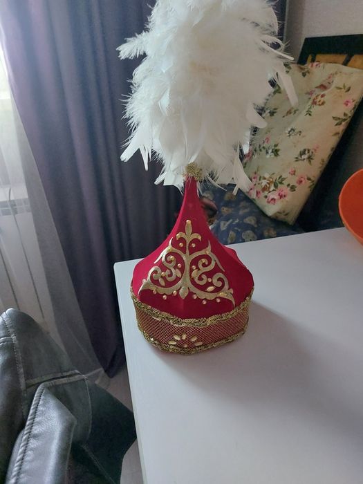 Казахский нац-ый головной убор для девочки сау келе