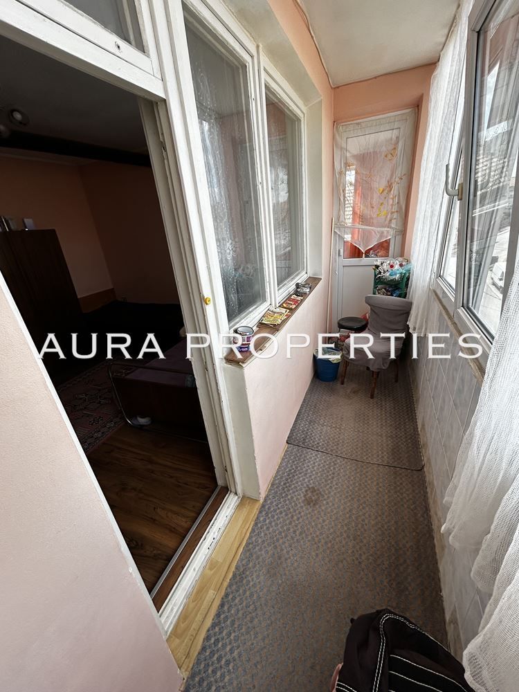 Продава се Етаж от къща в Разград, Орел - 120 кв.м за 978 €/кв.м - Снимка #10