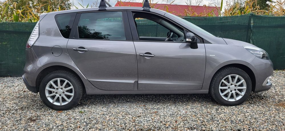 Renault Scenic 1.2tce 2015 Clima 130000