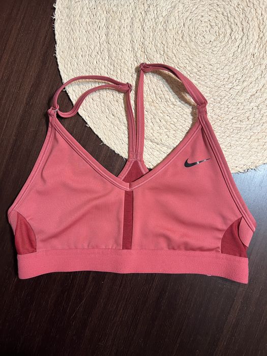 Nike спортно бюстие