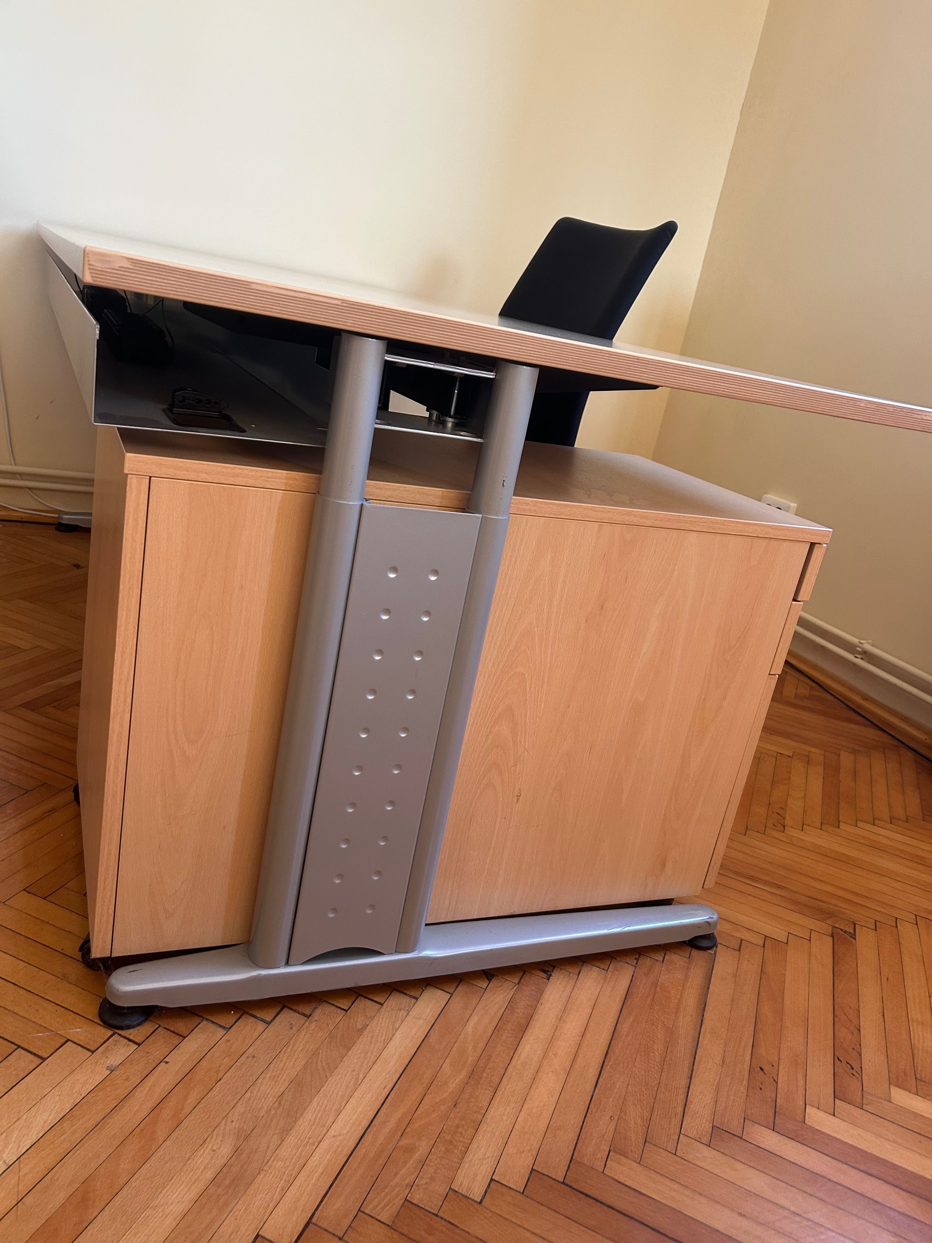 Birou electric, înălțime reglabilă. Preț negociabil!