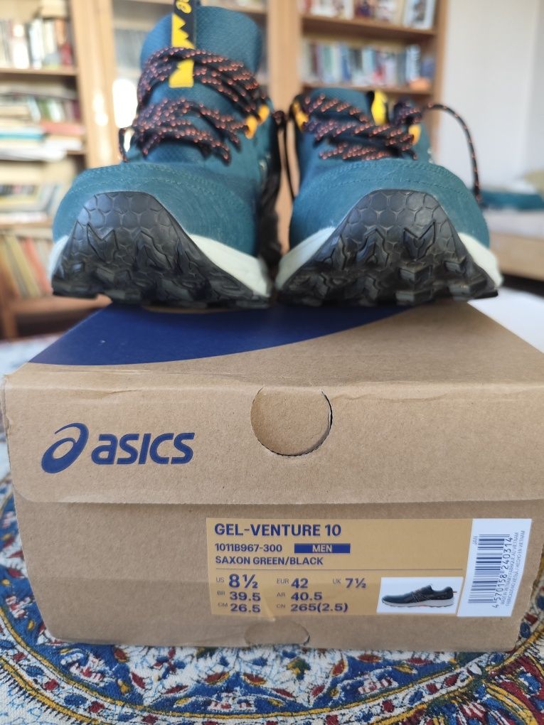 Маратонки ASICS gel-venture 10