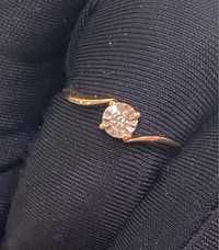 Золотое кольцо бриллиантовыми вставками. |585|р-р 16|цена-38 700тг