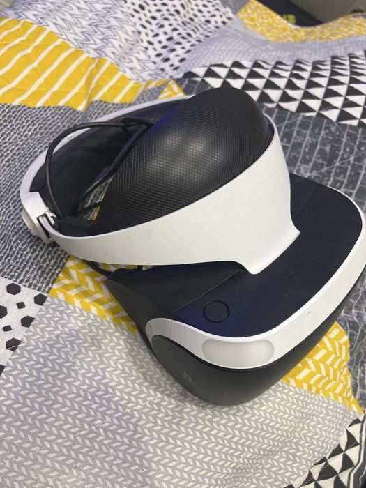 Продам PSVR первого поколения