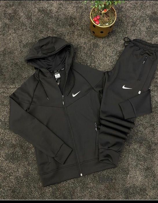 Trening nike negru