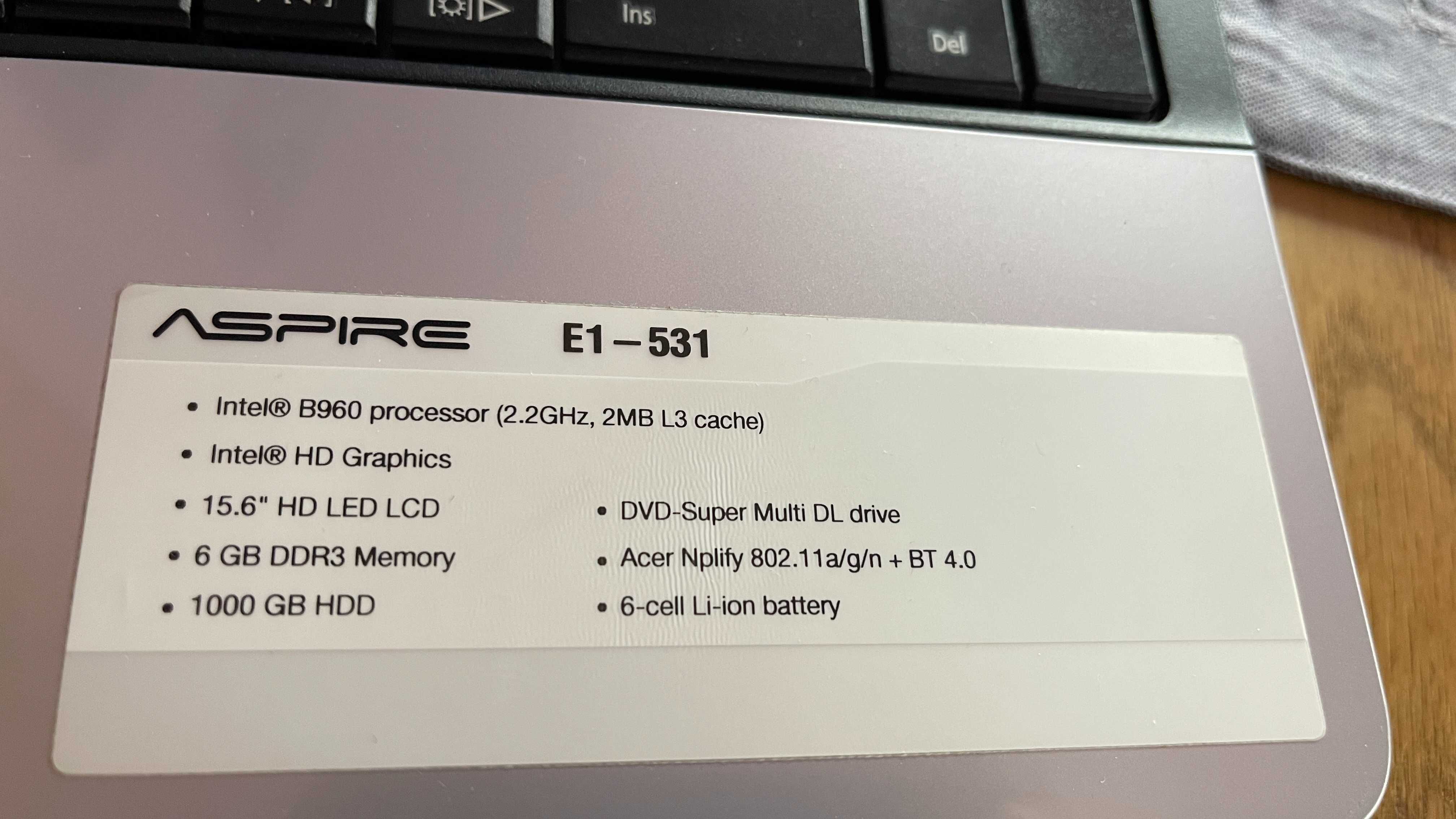 Laptop ACER ASPIRE E1-531