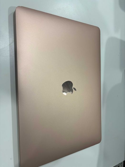 Macbook Air 13 inch Rose Gold 16GB RAM, 512 GB, 1.2 GHz Quad Core