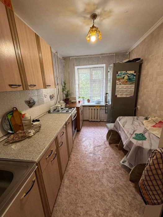 Продам 2-х комнатную квартиру срочно!!