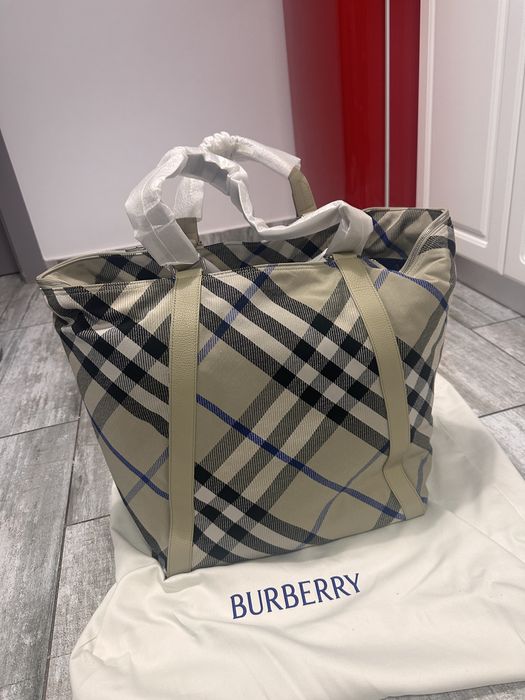 Burberry tote 8085287