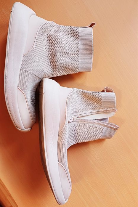 Ghete-soseta Zara nr 38
