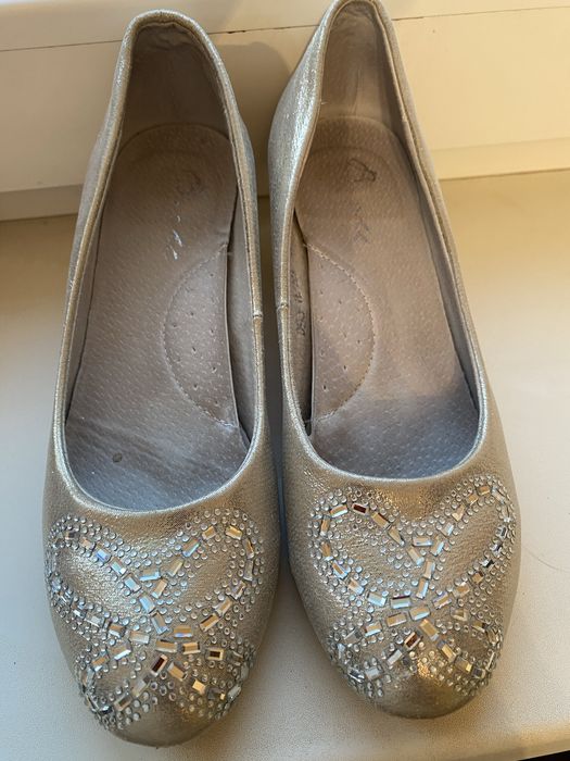 Туфли для девочки