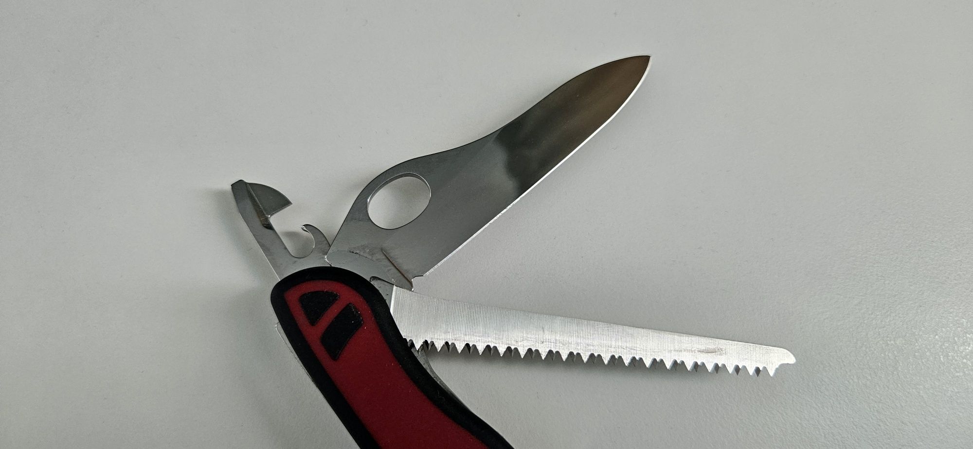 Victorinox Forester M Grip - нов