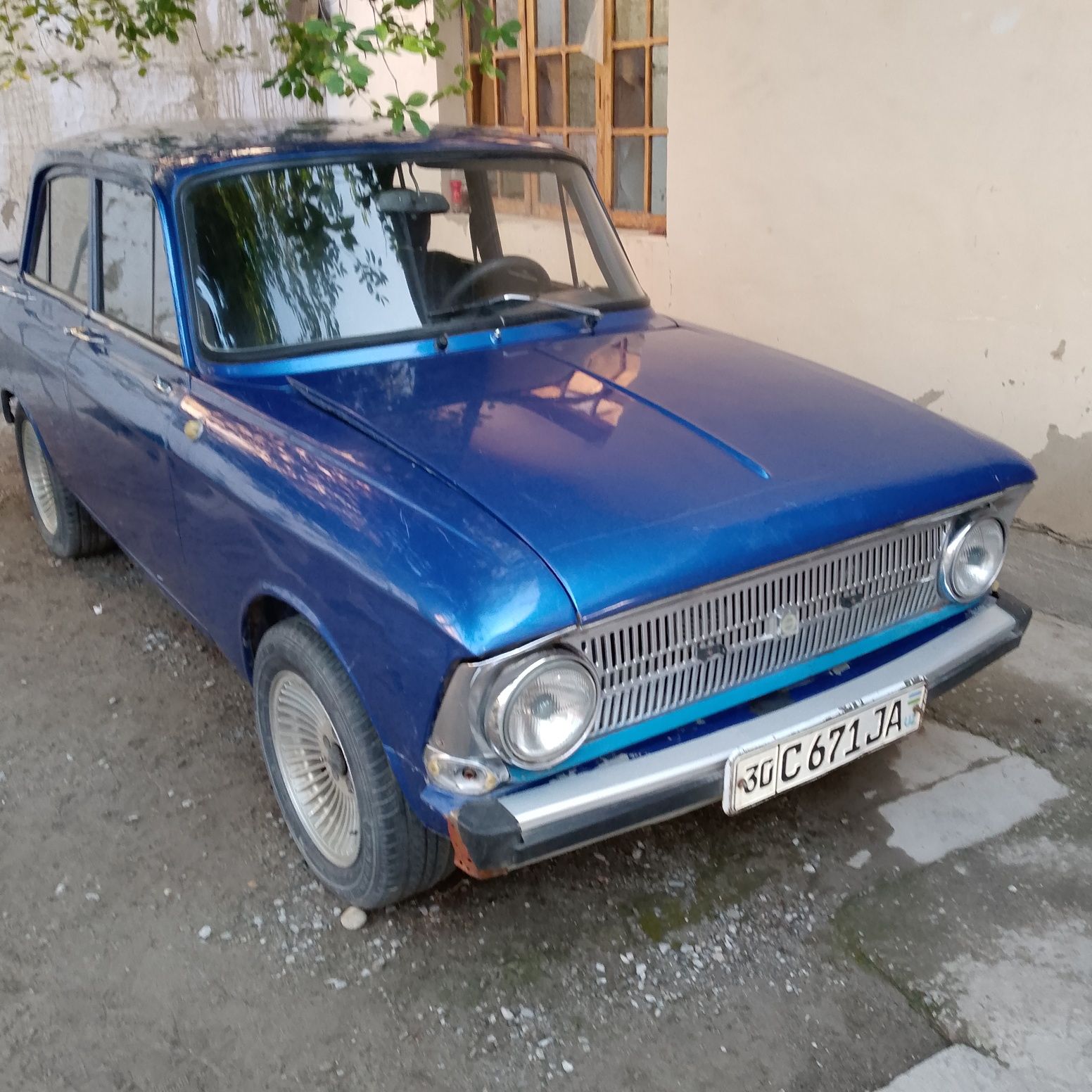 Москвич сотилади