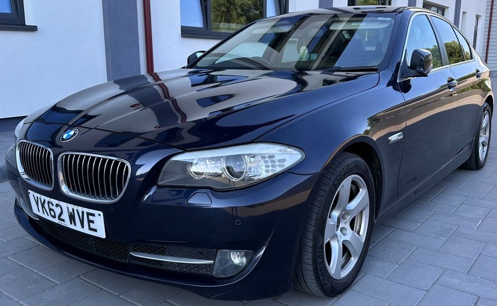 Aripa stânga bmw f10 f11 cod culoare A89
