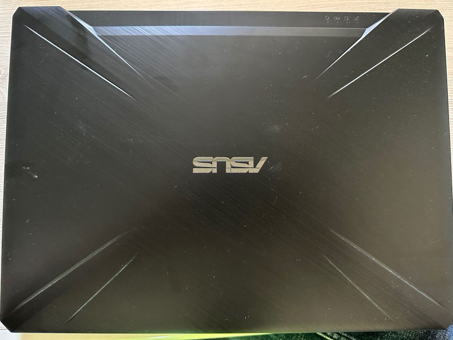 laptop ASUS TUF FX505D