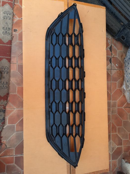 Grila radiator Ford Focus an fabricație 2021 .2022,2023
