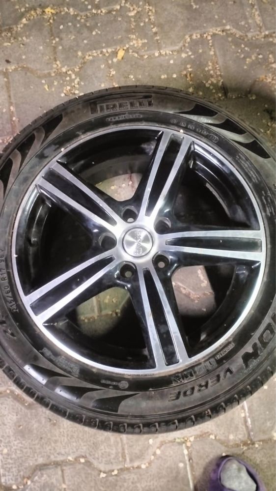 Pirelli R17 с диском