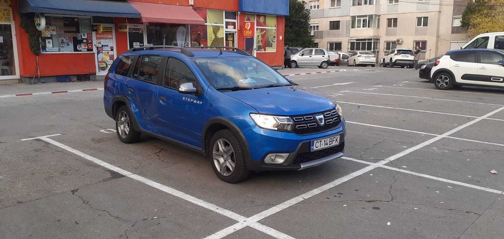 Dacia MCV avariata