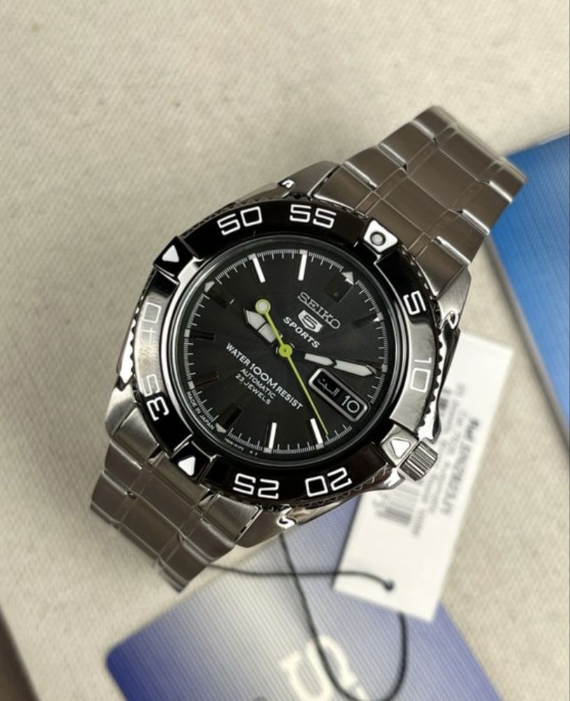 Seiko 5 - SNZB23J1 – Made in Japan – Nou / Nepurtat