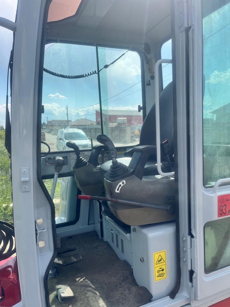 Miniexcavator takeuchi TB 125 ,2.8 t