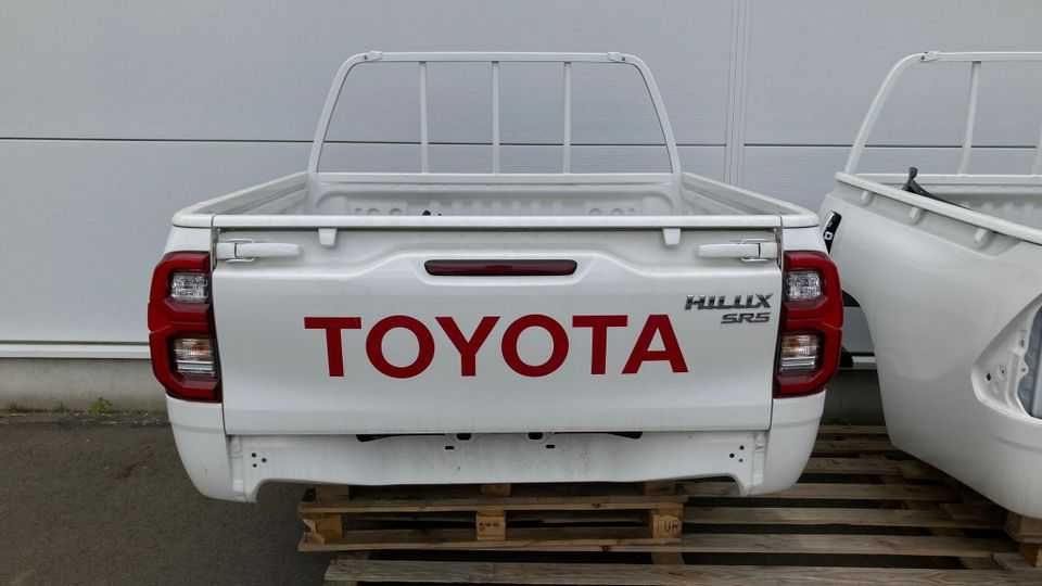 Bene toyota hilux 2023-obloane -bari spate -stopuri