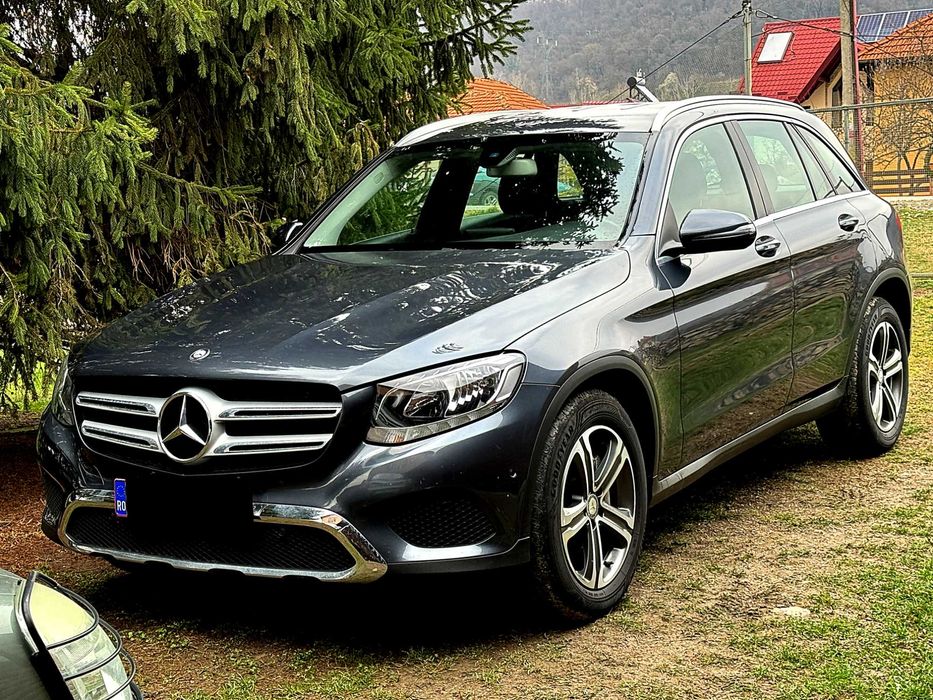 Mercedes GLC 220d 4Matic 170cp 9G-Tronic - super ingrijit