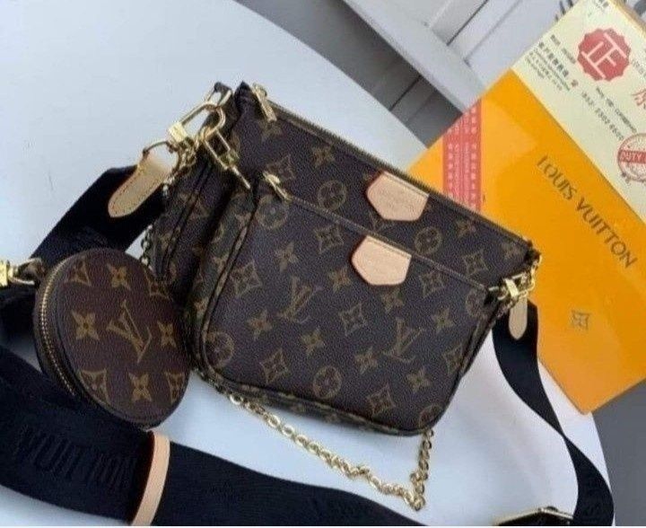 Geanta damă model 3 in 1,France,saculet, etichetă