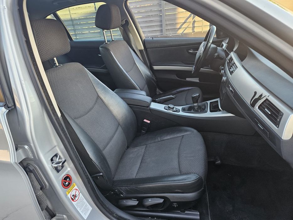 Bmw E 90 320D 2009 Facelift Manuala