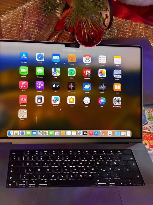 Apple MacMook Pro 16'' M1 Pro , 16GB Ram, 500GB ssd, Impecabil