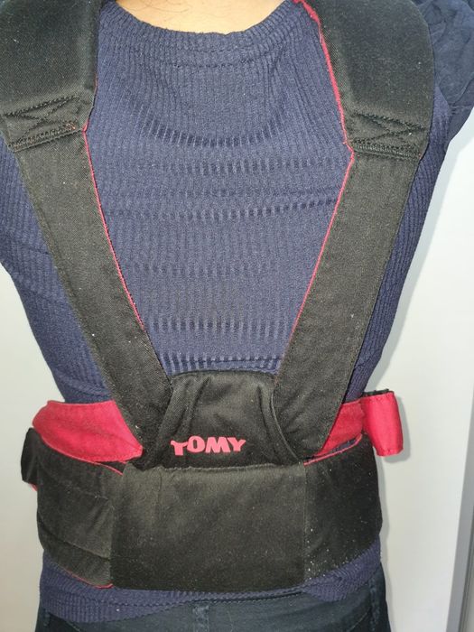 Marsupiu (port bebe) TOMY