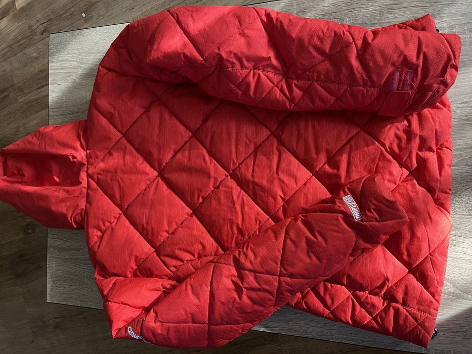 Geaca de ski, rosie, in stare foarte buna