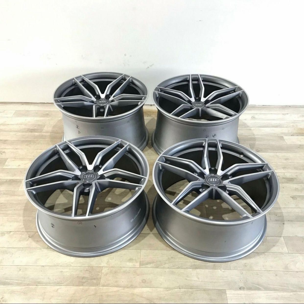 TOP ! Jante originale Audi R8 19” inch Anvelope Continental + senzori
