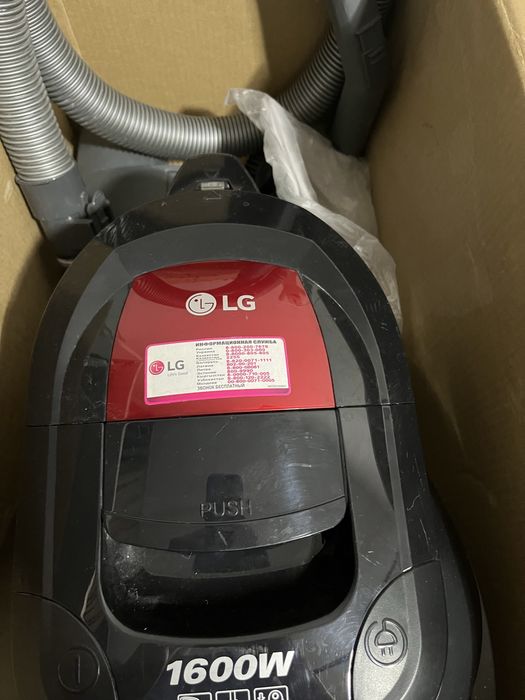 Продам пылесос почти новый