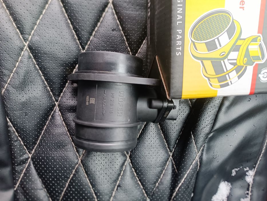 Датчик массового расхода воздуха