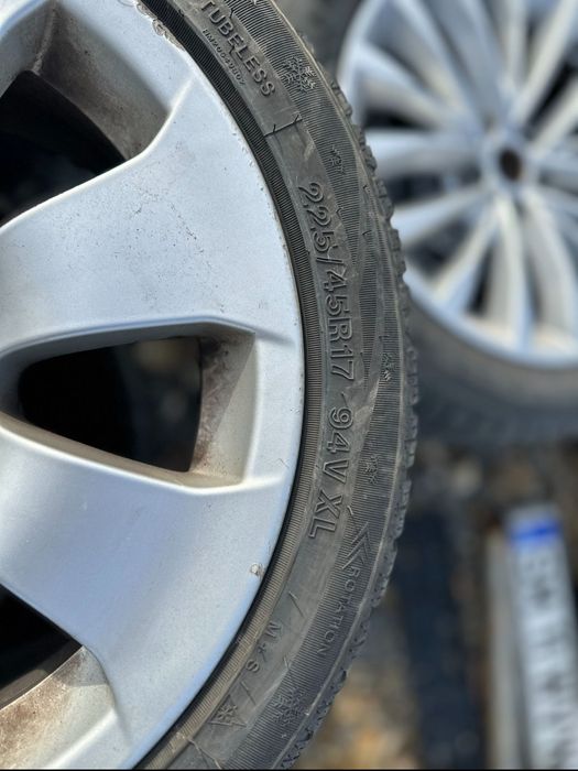 Jante / Roti iarna BMW 225 / 45 / r 17  DOT 2023